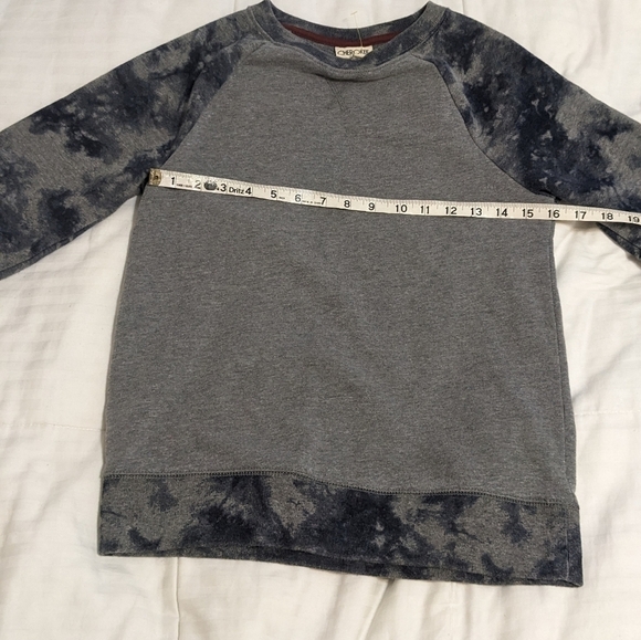 Cherokee cozy gray sweatshirt with pattered sleeves and waist band size large - Picture 4 of 6